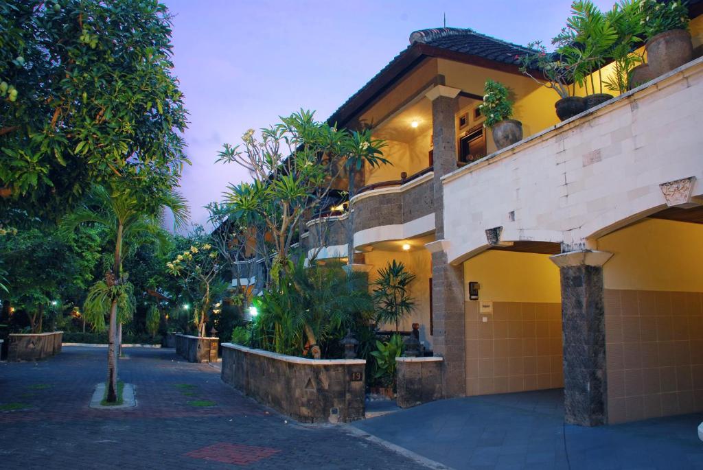 Hotel Taman Ayu 212 Denpasar Zewnętrze zdjęcie