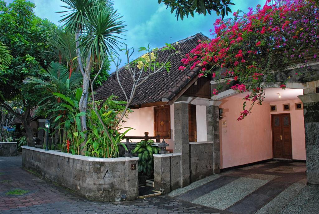 Hotel Taman Ayu 212 Denpasar Zewnętrze zdjęcie