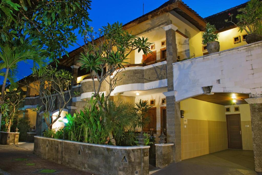 Hotel Taman Ayu 212 Denpasar Zewnętrze zdjęcie