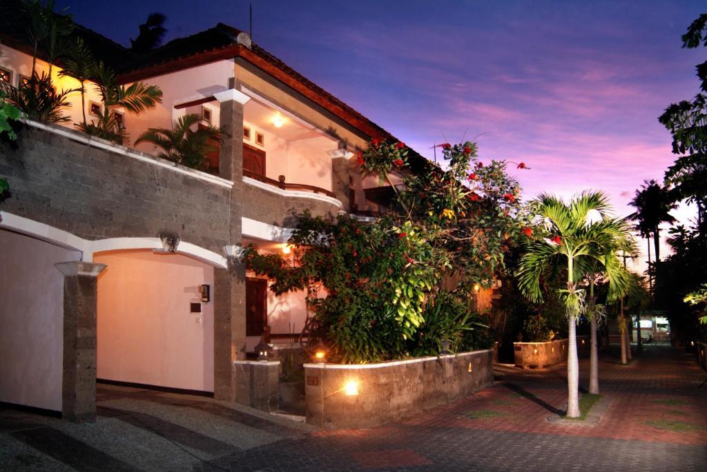 Hotel Taman Ayu 212 Denpasar Zewnętrze zdjęcie
