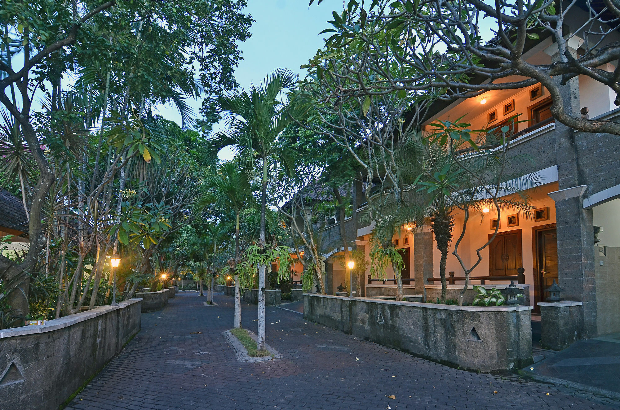 Hotel Taman Ayu 212 Denpasar Zewnętrze zdjęcie