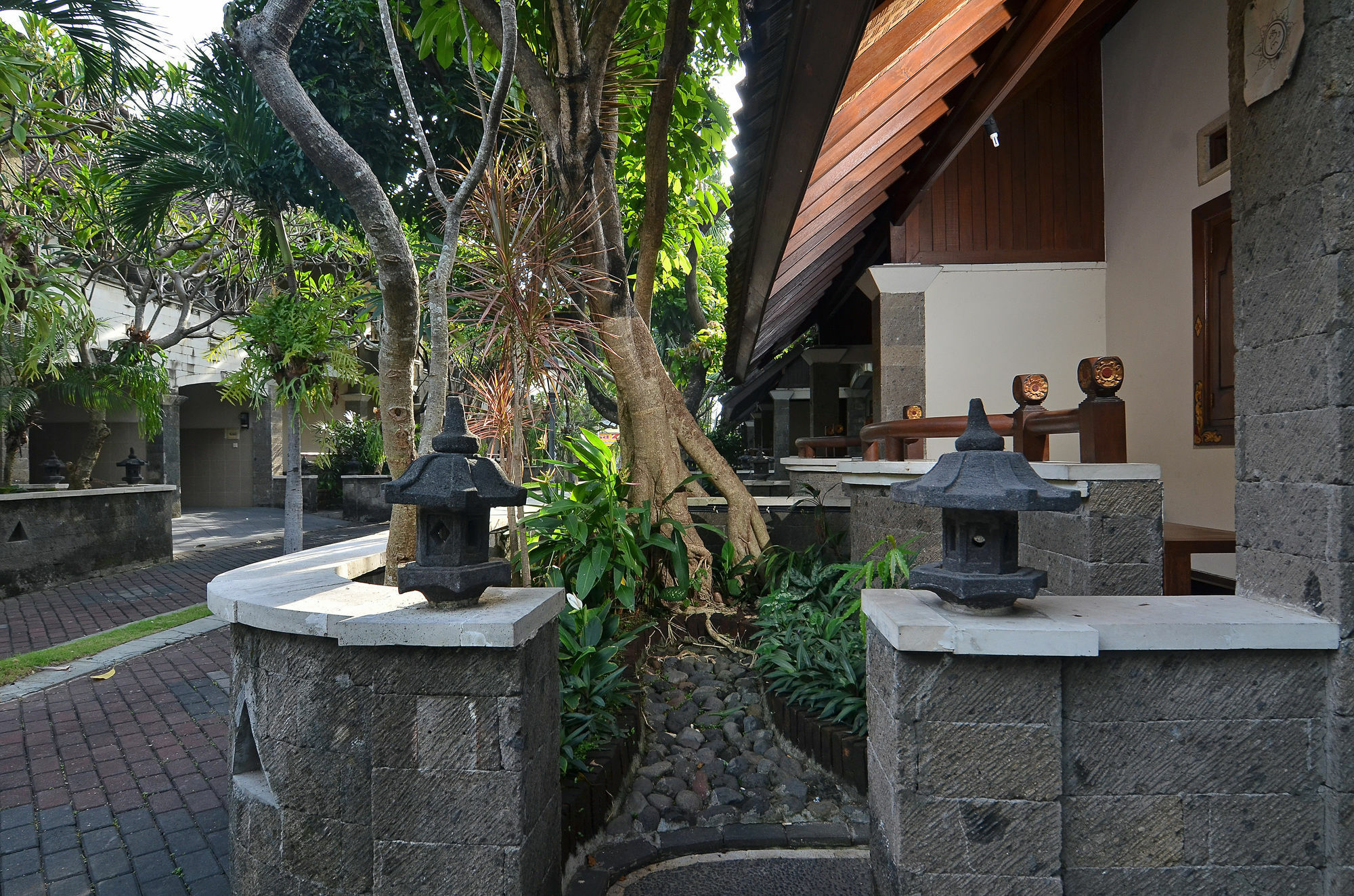 Hotel Taman Ayu 212 Denpasar Zewnętrze zdjęcie